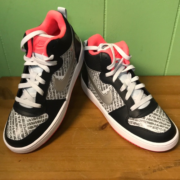 nike court borough girls